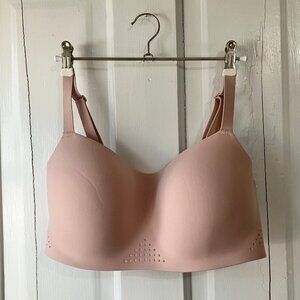 Victoria's Secret VSX Featherweight™ Light Balconette Sports Bra L-DD Bare Pink